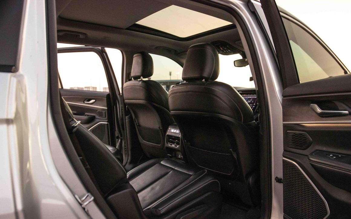 JEEP GRAND CHEROKEE - image 14