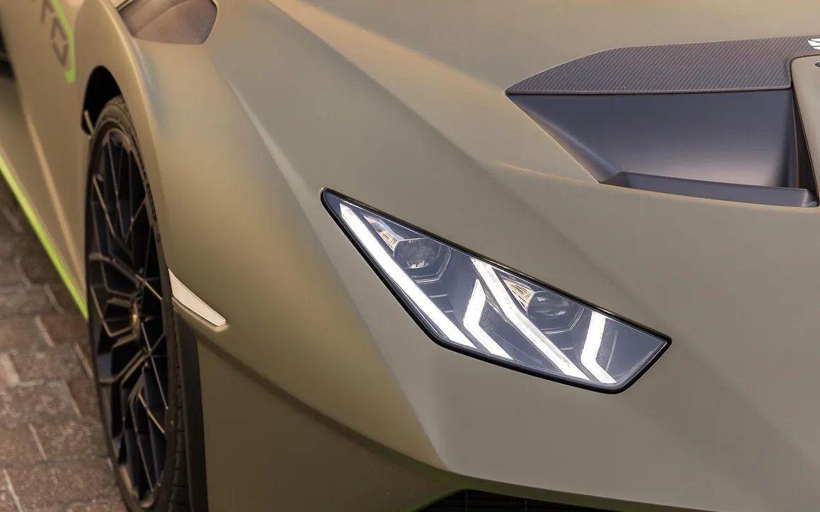 Lamborghini Hurucan STO - image 14