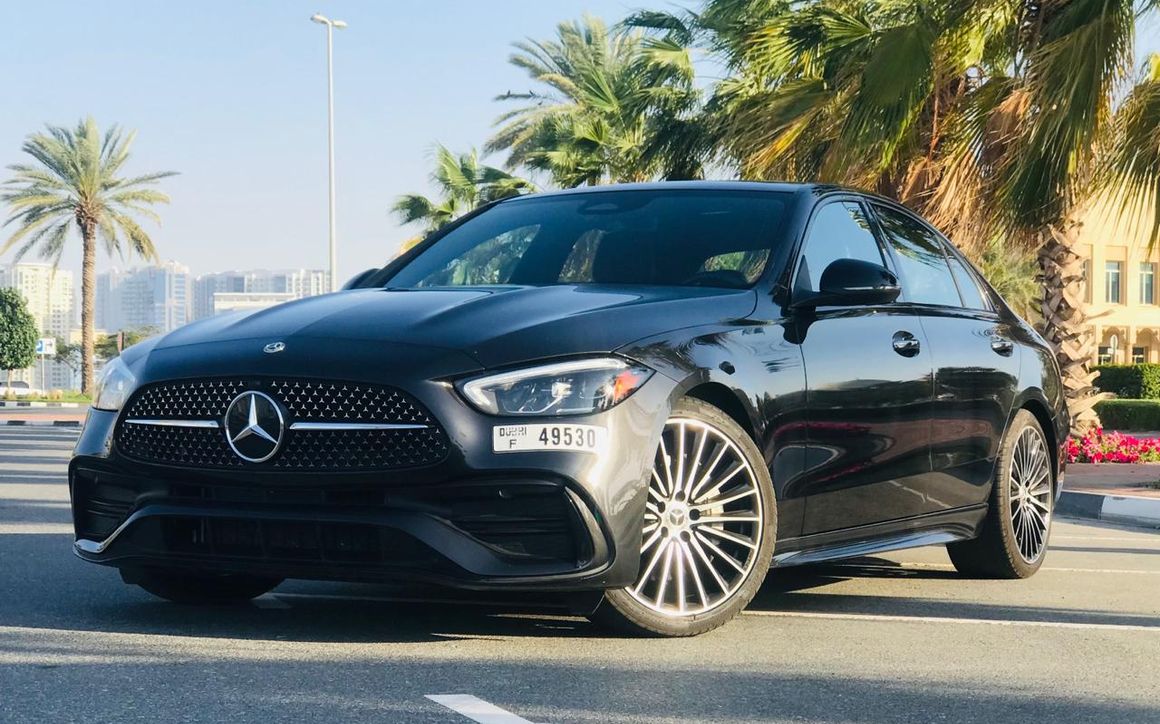 MERCEDES C-300 - image 1