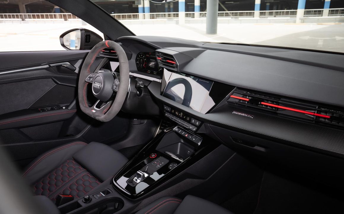 Audi RS3 Sportback - image 13