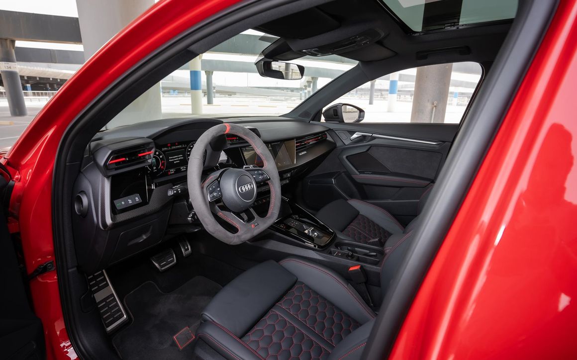 Audi RS3 Sportback - image 11