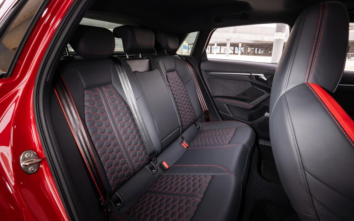 Audi RS3 Sportback - image 17