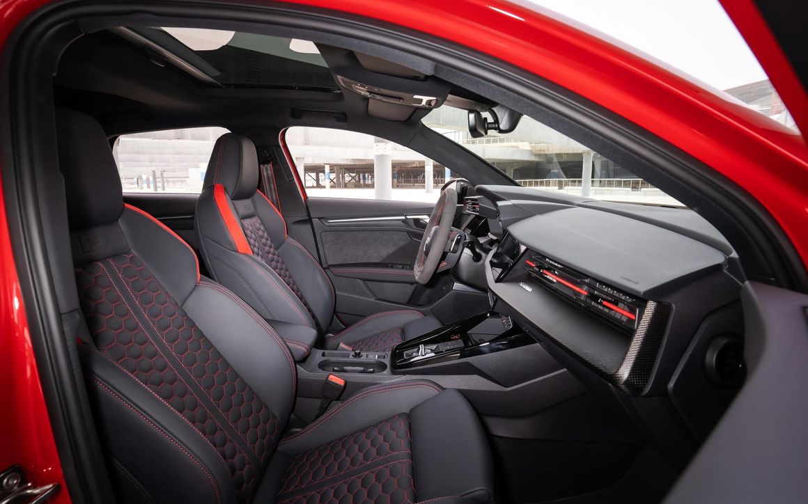 Audi RS3 Sportback - image 15