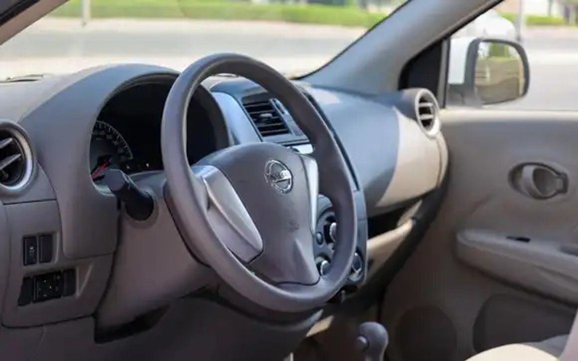 Nissan Sunny STD - image 16