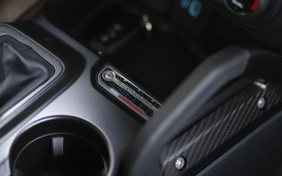 Ford Bronco Raptor - image 19