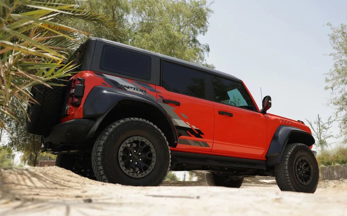 Ford Bronco Raptor - image 5