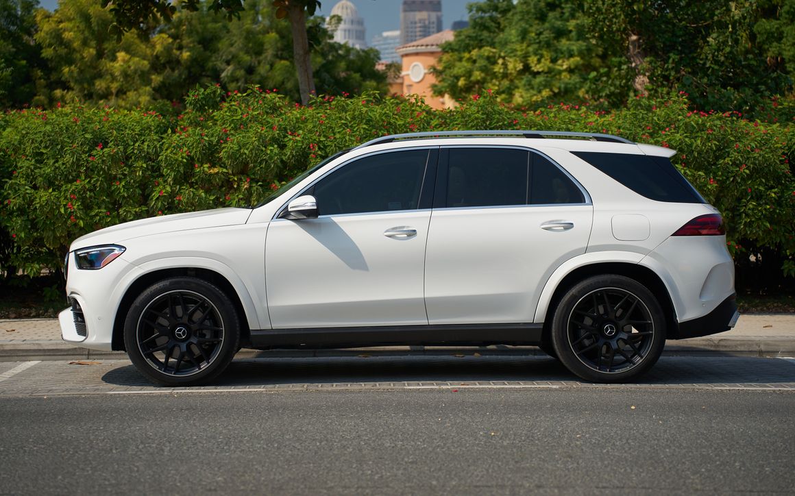 MERCEDES GLE 450 - image 2