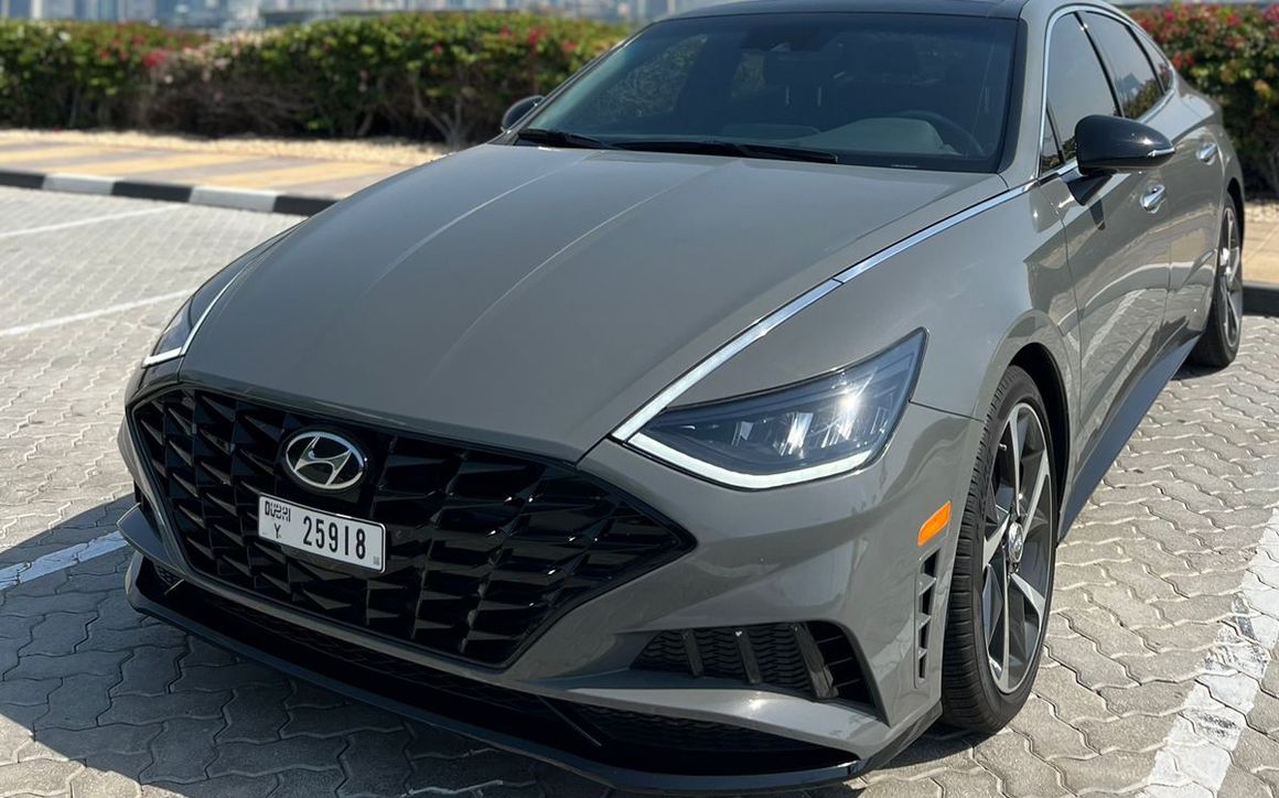 HYUNDAI SONATA - image 1