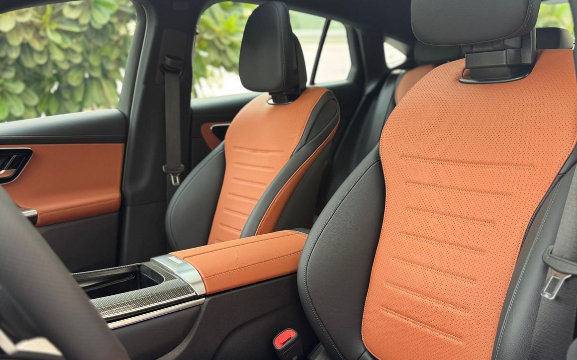 MERCEDES GLC 200 - image 8