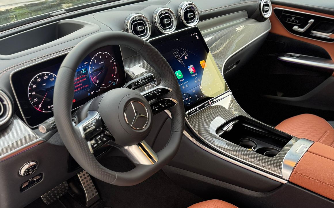 MERCEDES GLC 200 - image 7