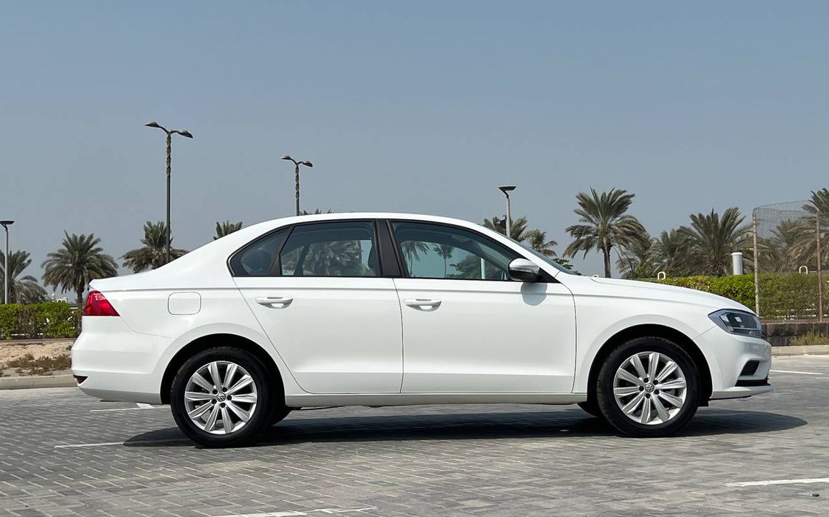 Volkswagen Bora - image 2