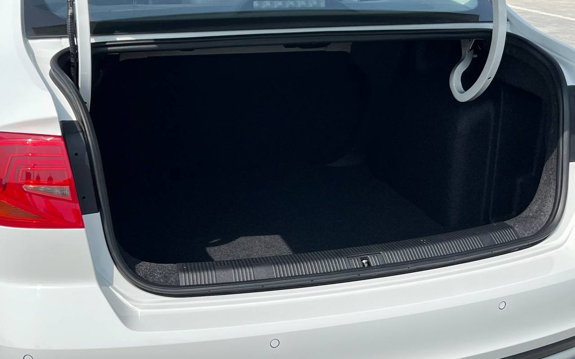 Volkswagen Bora - image 9