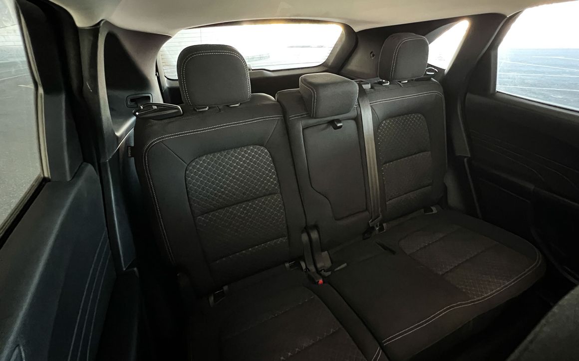 Ford Escape - image 15