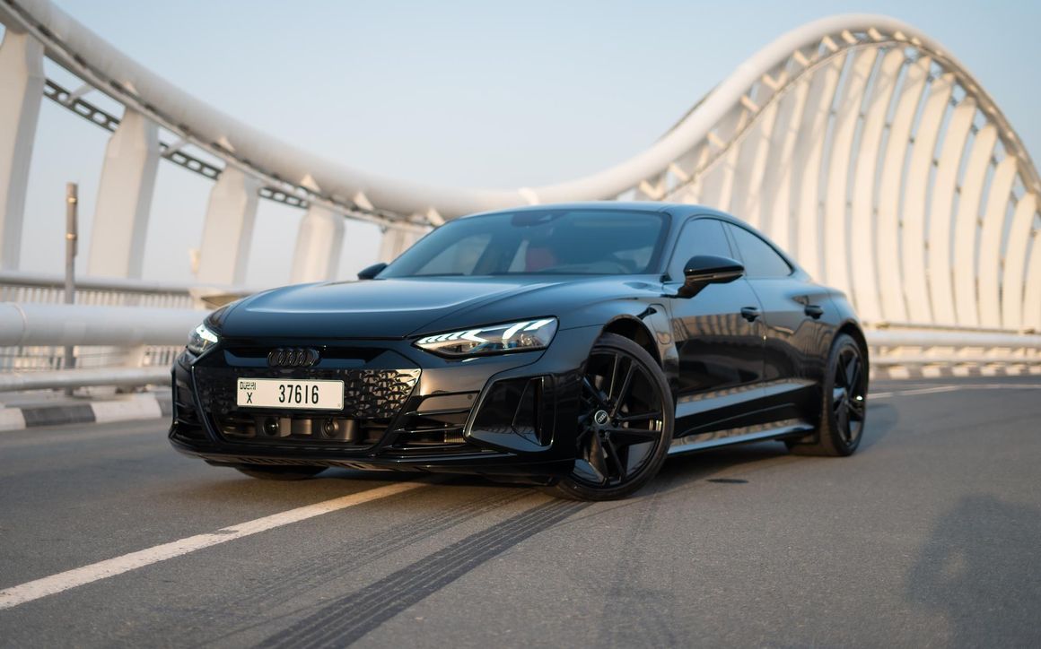 Audi E-tron GT - image 3