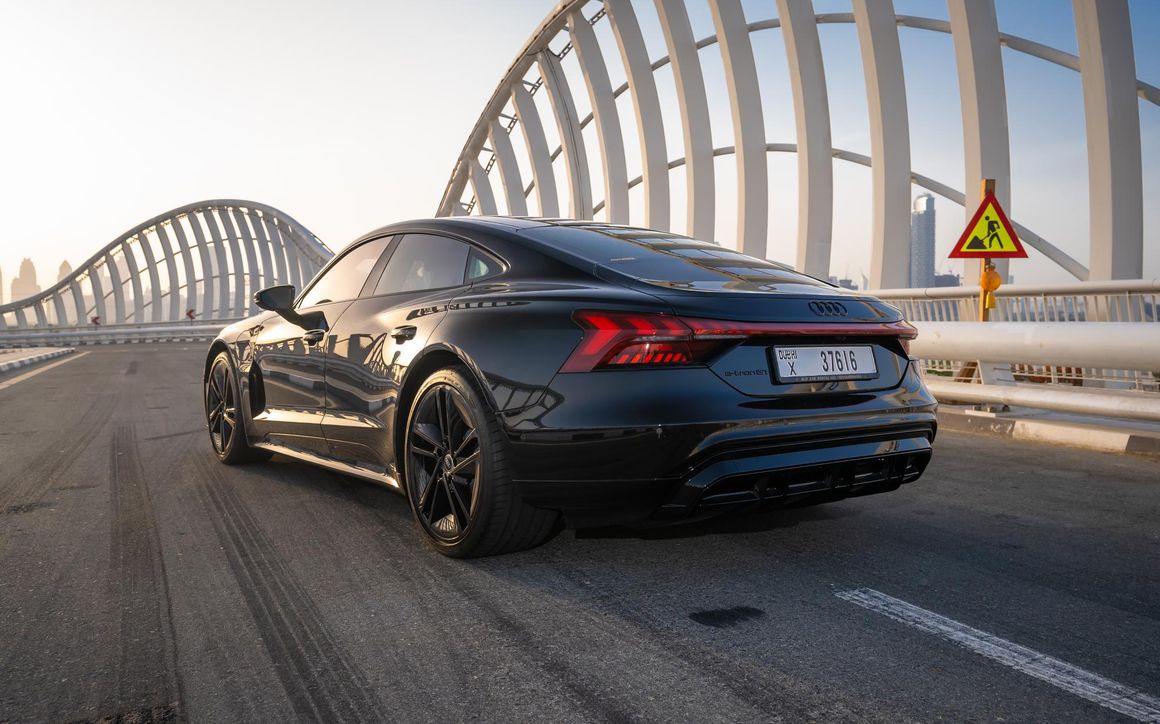 Audi E-tron GT - image 6