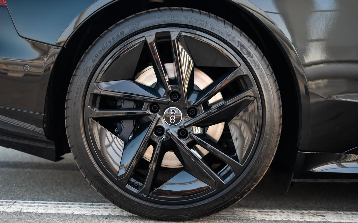 Audi E-tron GT - image 10