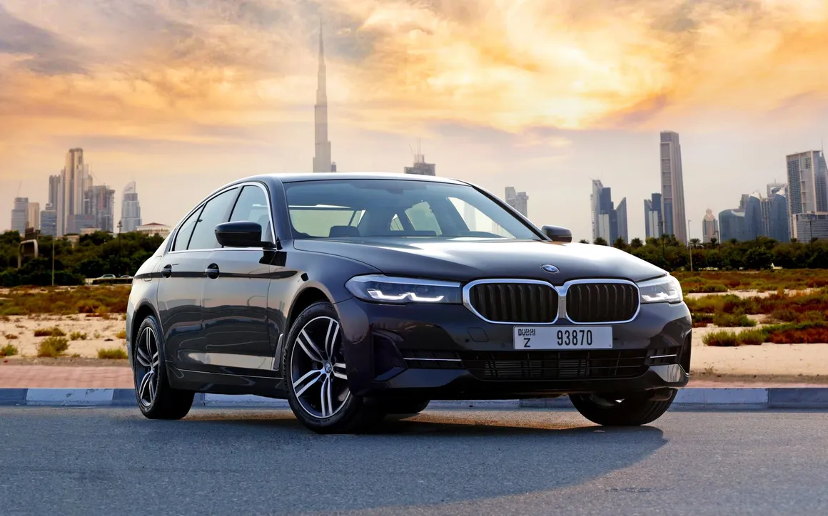 BMW 520 Black - image 1