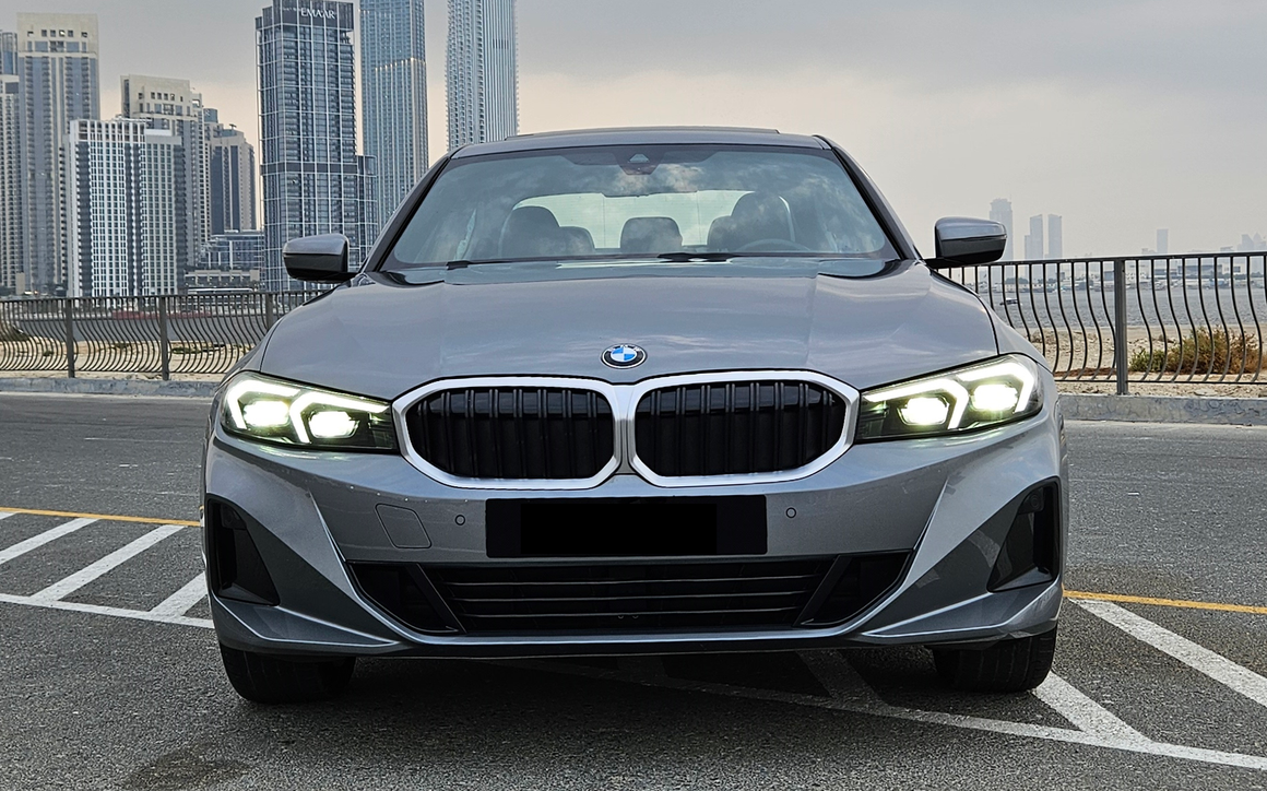 BMW 330i 2024 - image 2