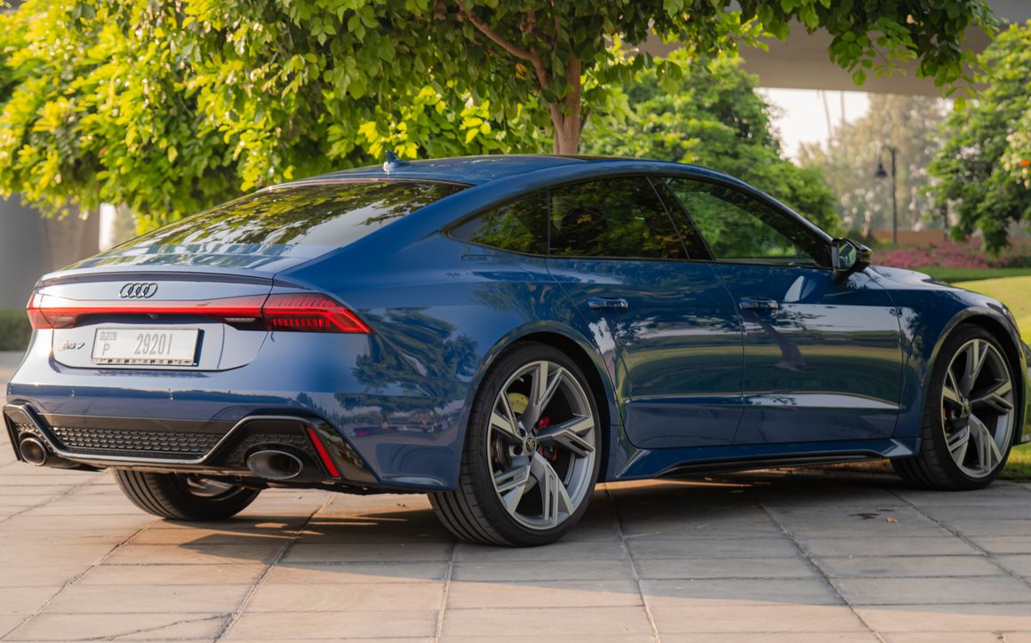 Audi RS7 - image 5