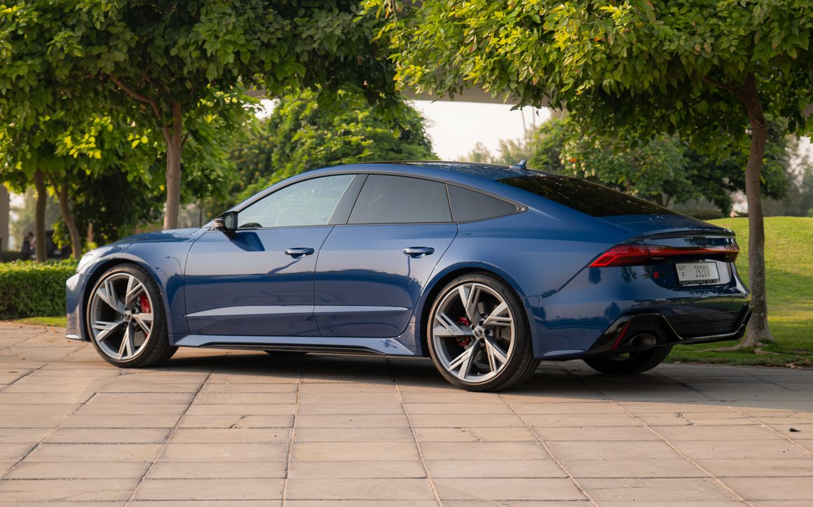 Audi RS7 - image 4