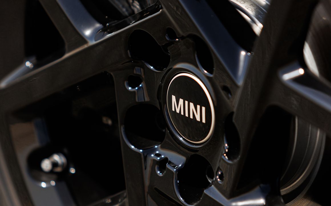 Mini Cooper Convertible S - image 9