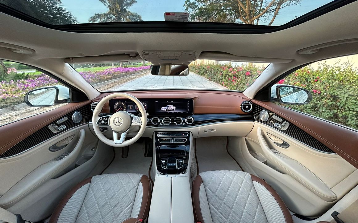 Mercedes-Benz E450 - image 8