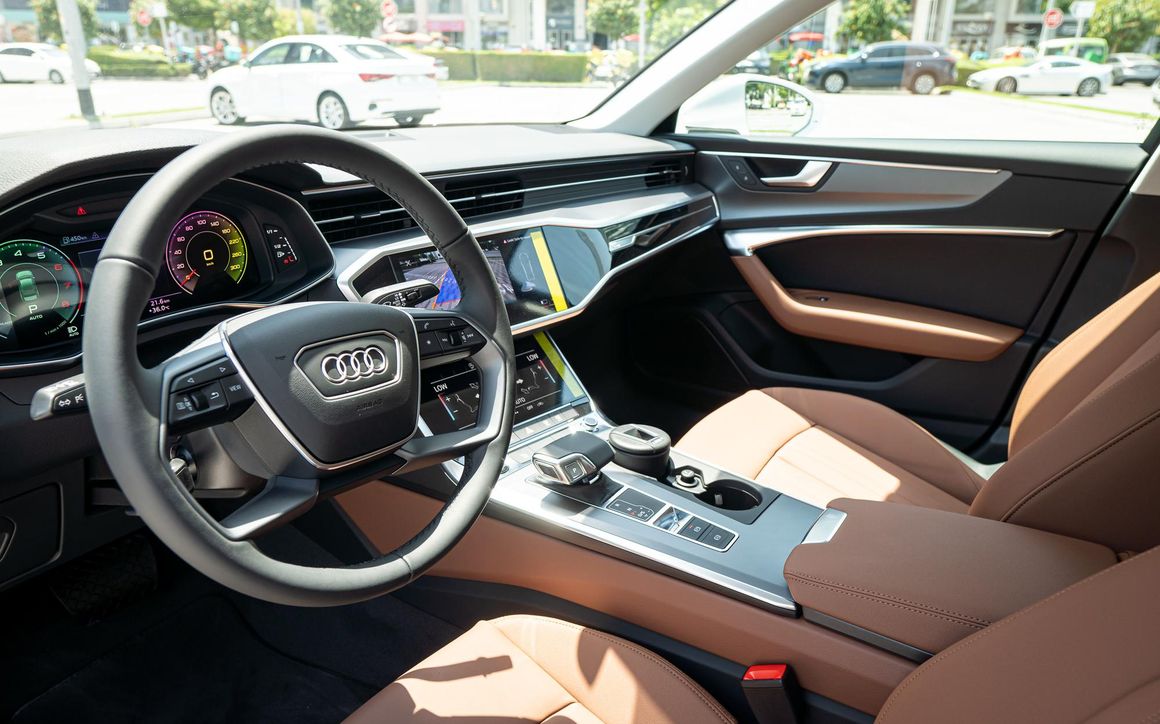 Audi A6 - image 13