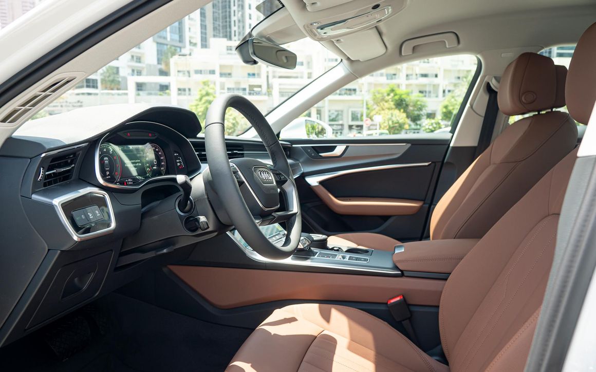 Audi A6 - image 12