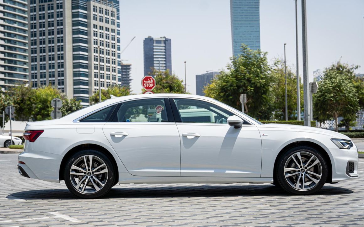 Audi A6 - image 4