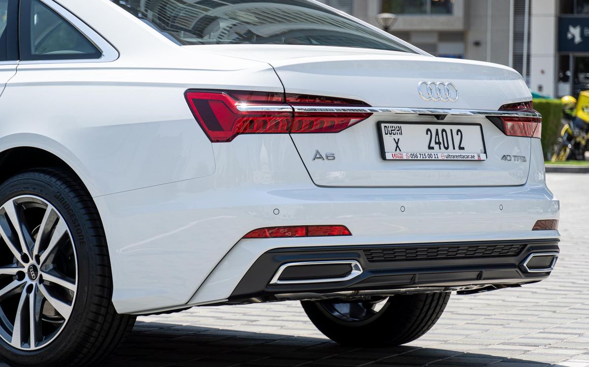 Audi A6 - image 10