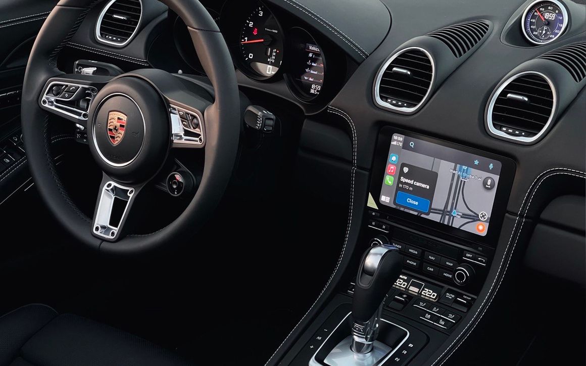PORSCHE BOXSTER 718 - image 6
