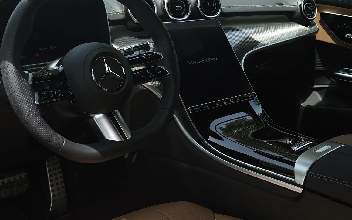 Mercedes CLE200 - image 9