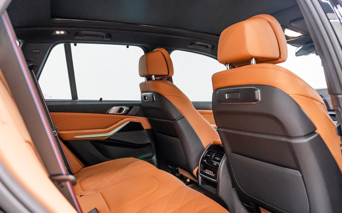 BMW X5 - image 8