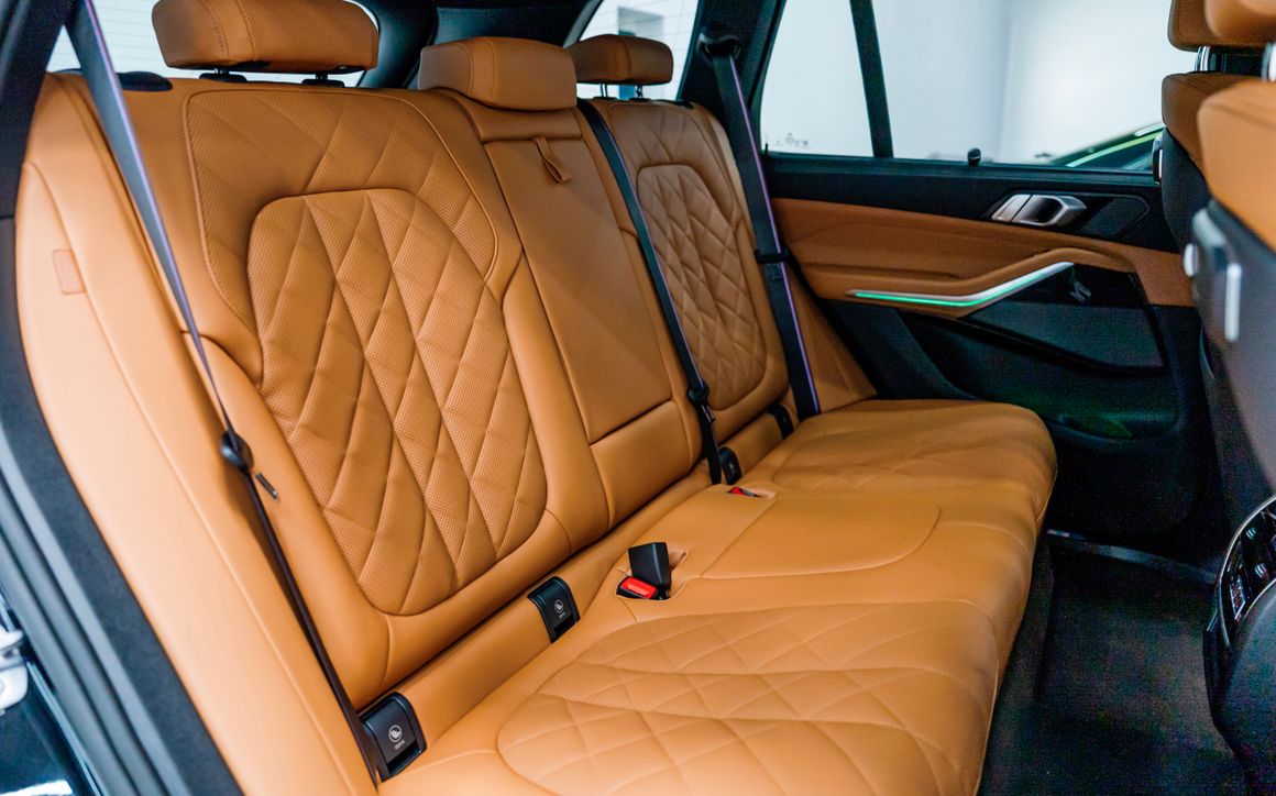 BMW X5 - image 9