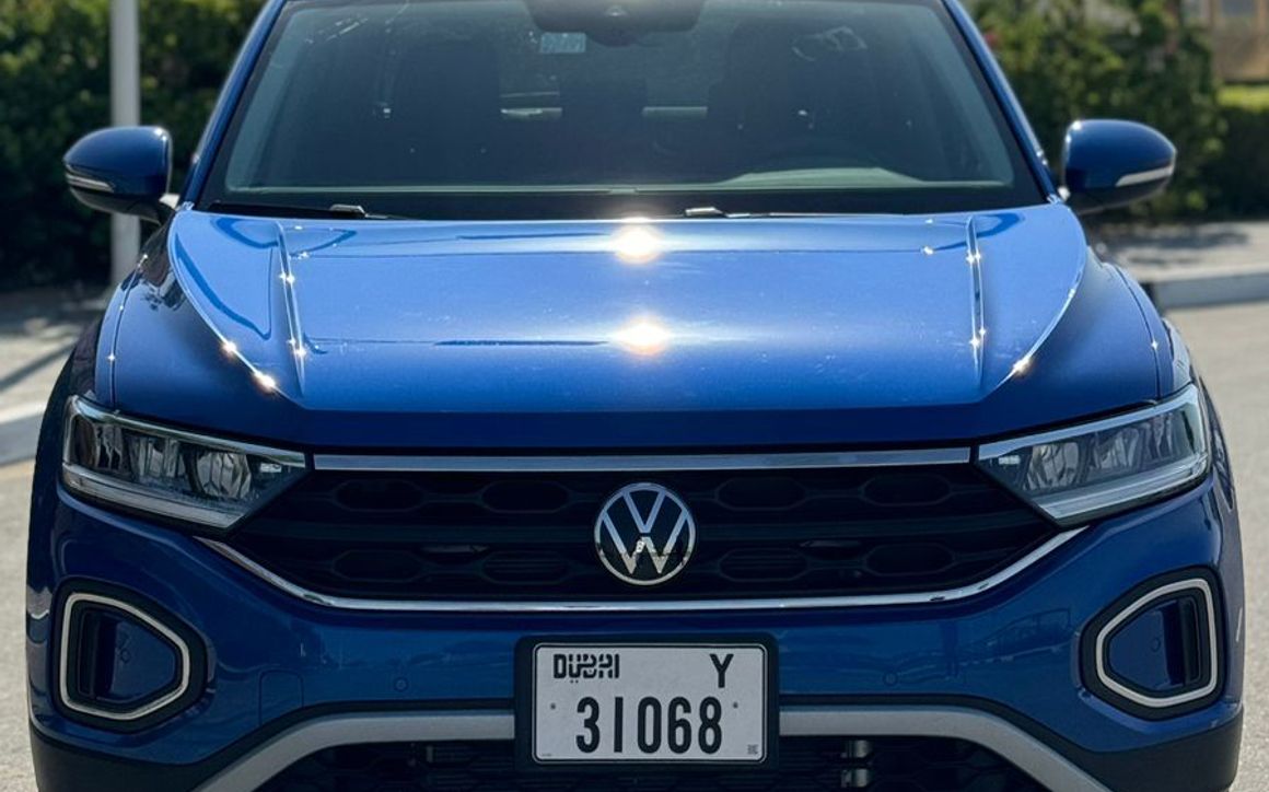 VOLKSWAGEN T-ROC - image 2