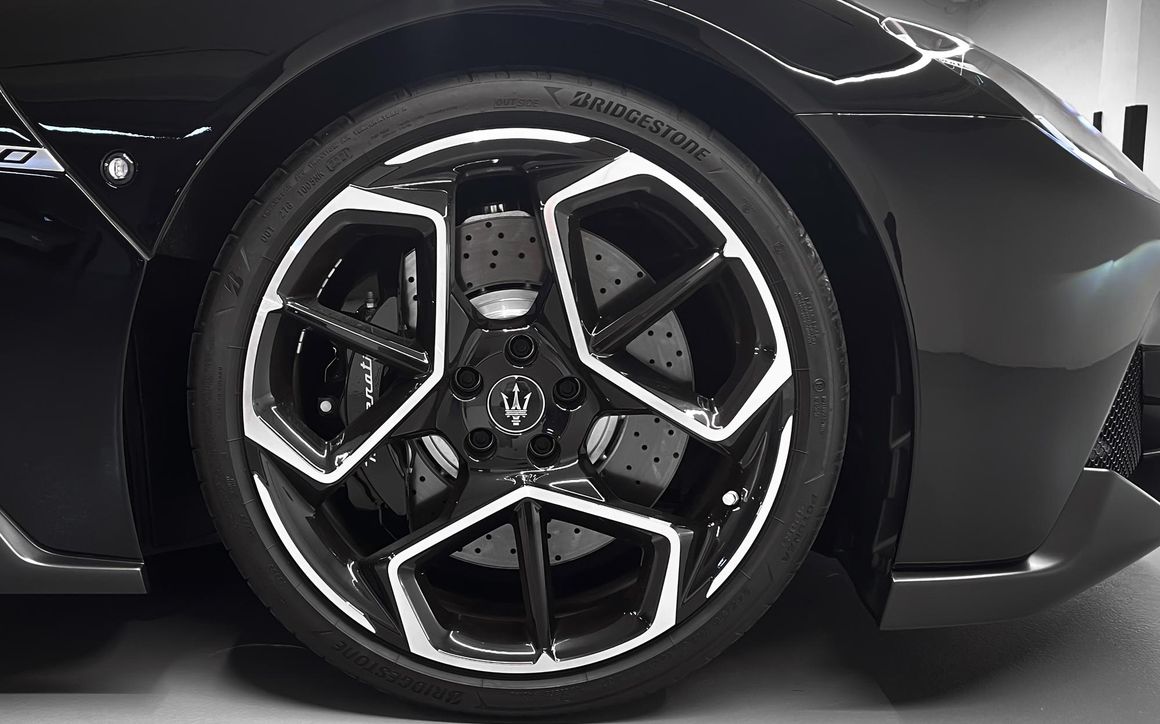 Maserati MC20 - image 7