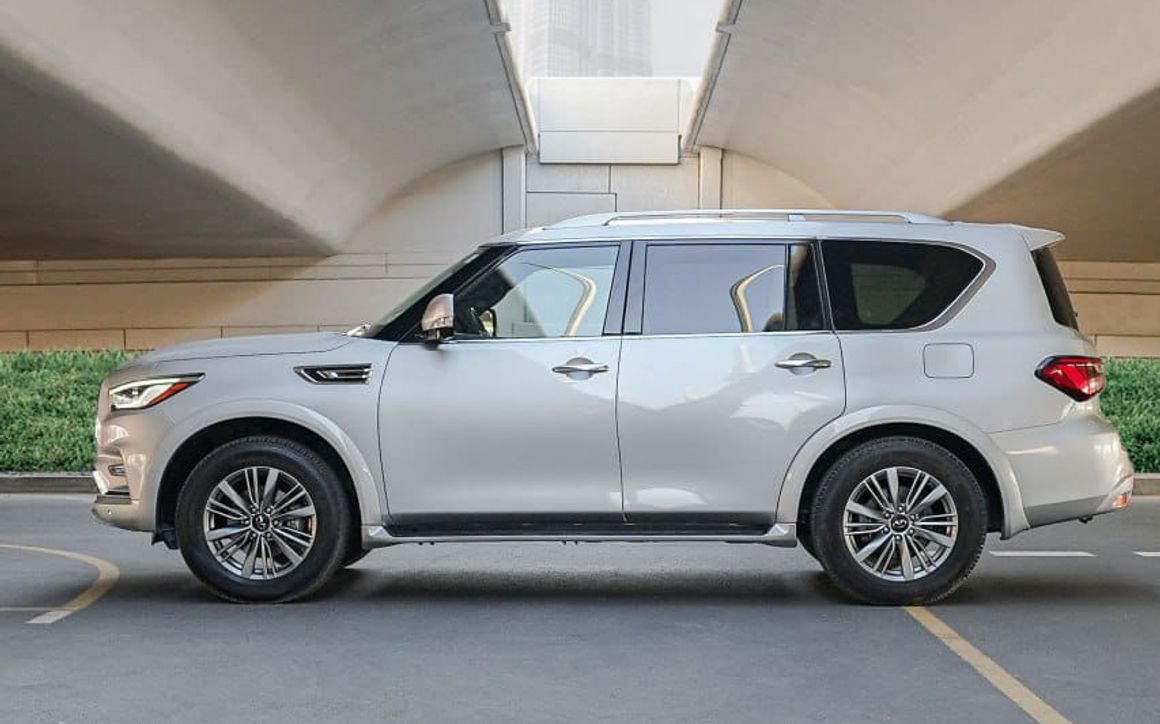 INFINITI QX80 2021 - image 2