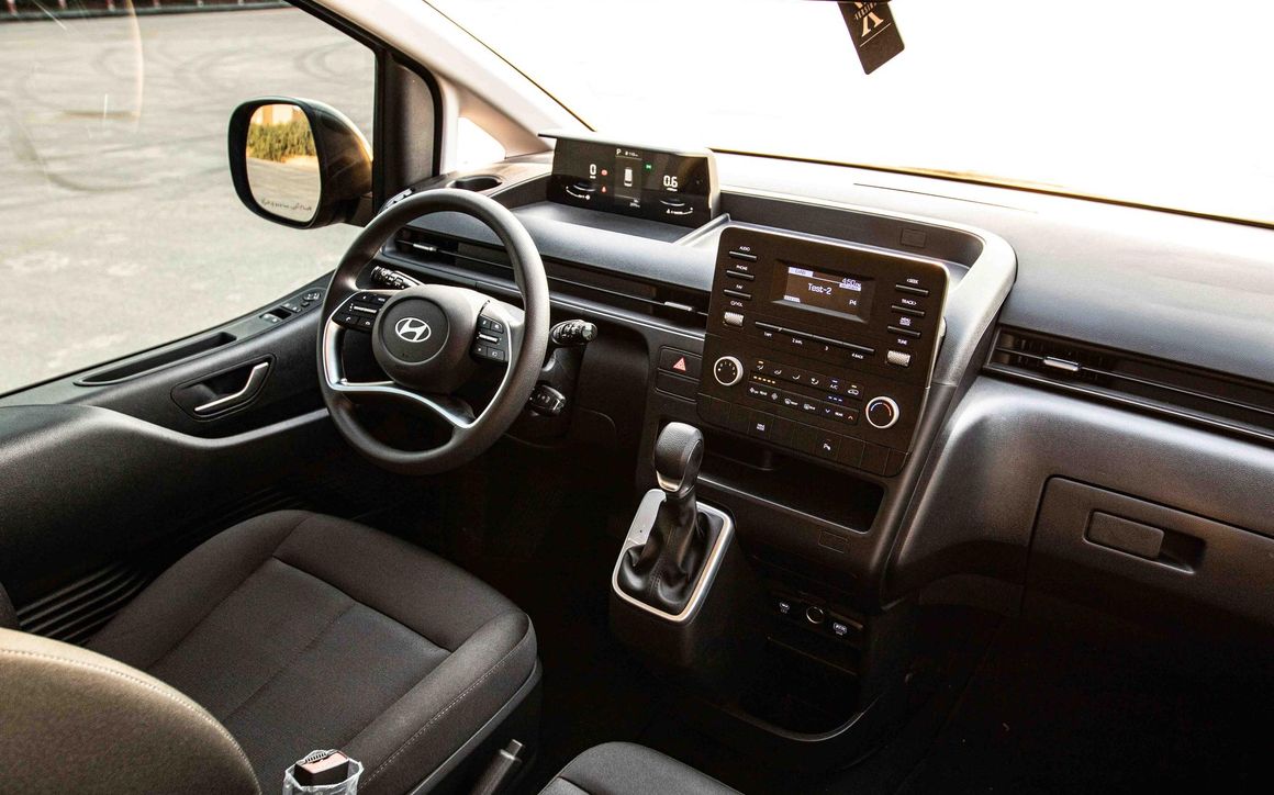 HYUNDAI STARIA - image 11