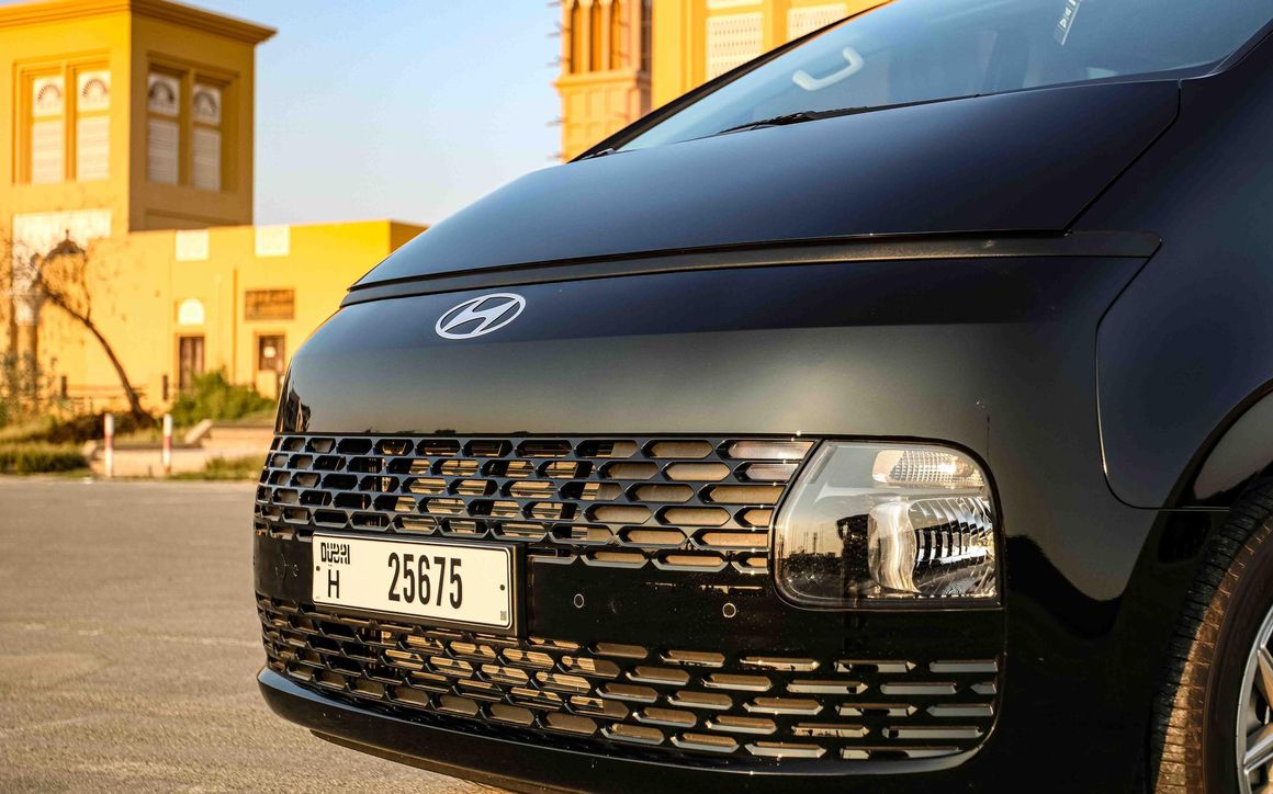 HYUNDAI STARIA - image 7