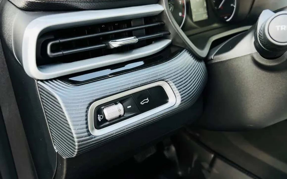 Geely EMGRAND - image 16