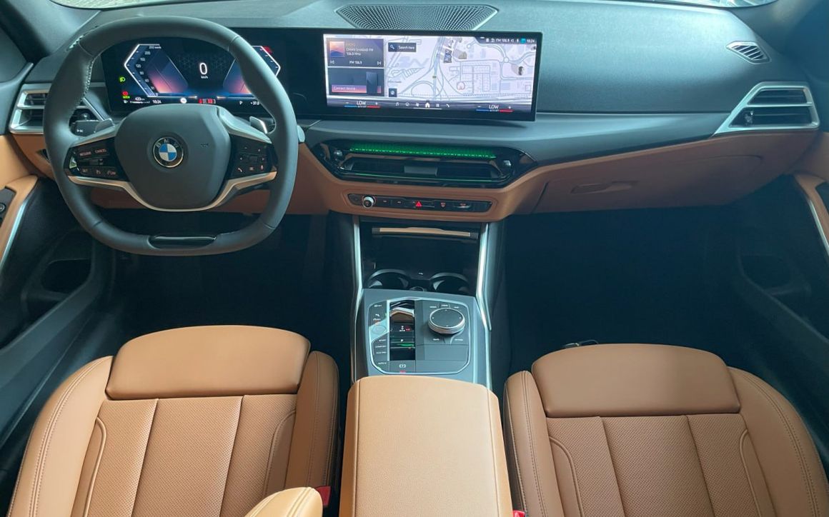 BMW 318i - image 8
