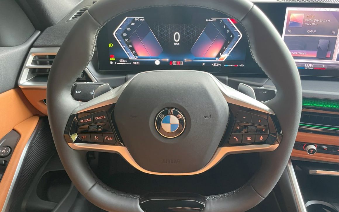 BMW 318i - image 10