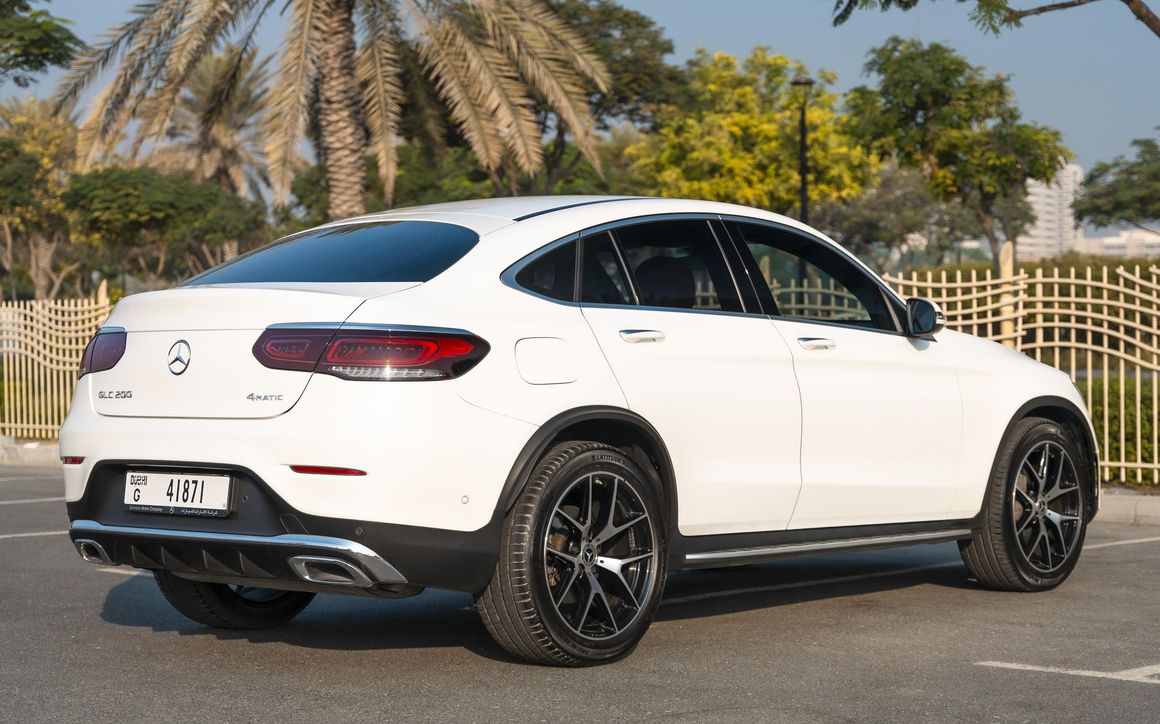 Mercedes GLC 200 - image 10