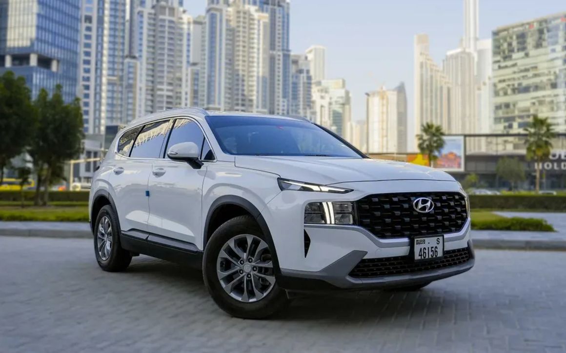 Hyundai Santa Fe - image 1