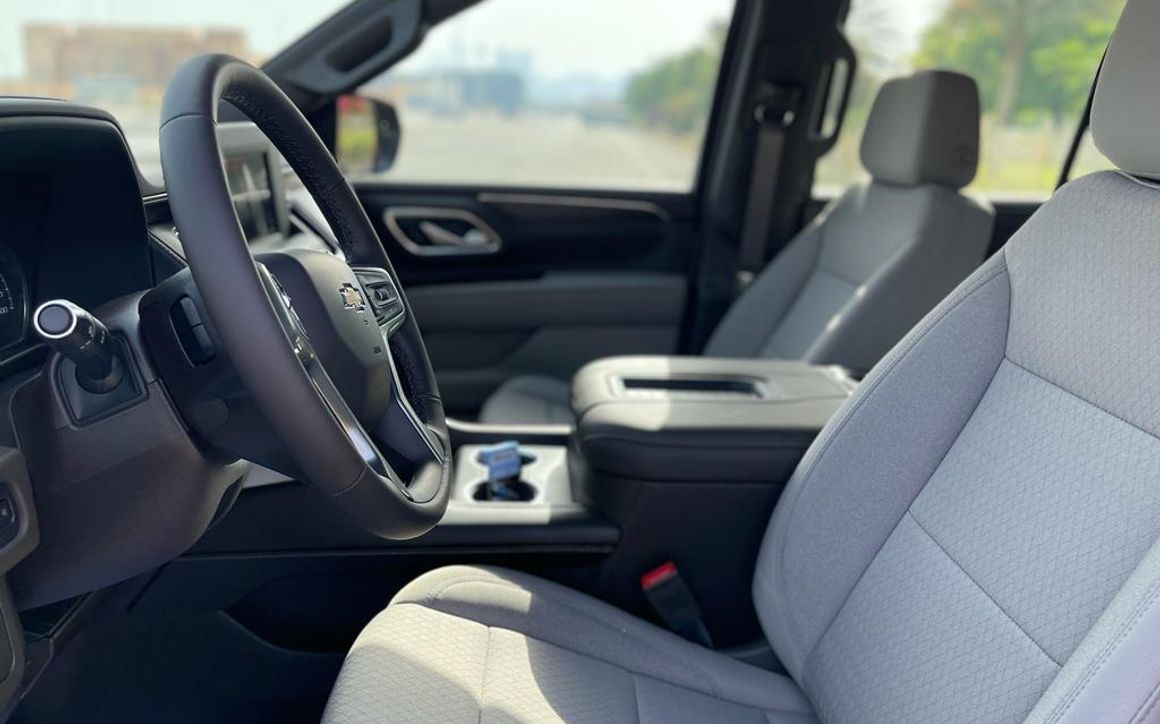 CHEVROLET TAHOE - image 6