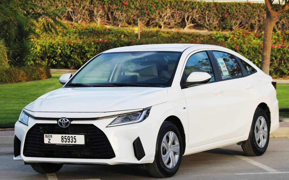 TOYOTA YARIS - image 1