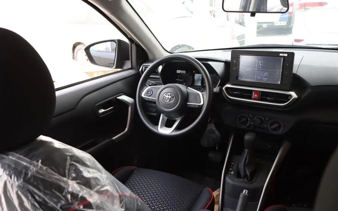TOYOTA Raize - image 7