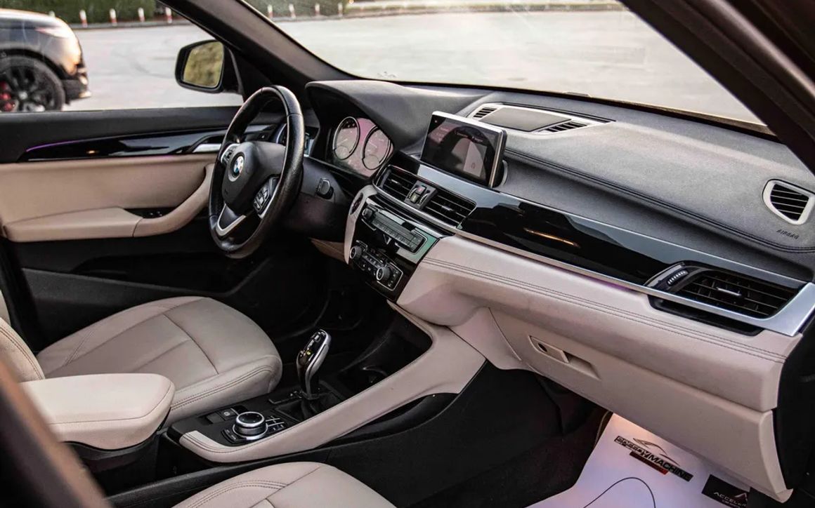 BMW X1 - image 11