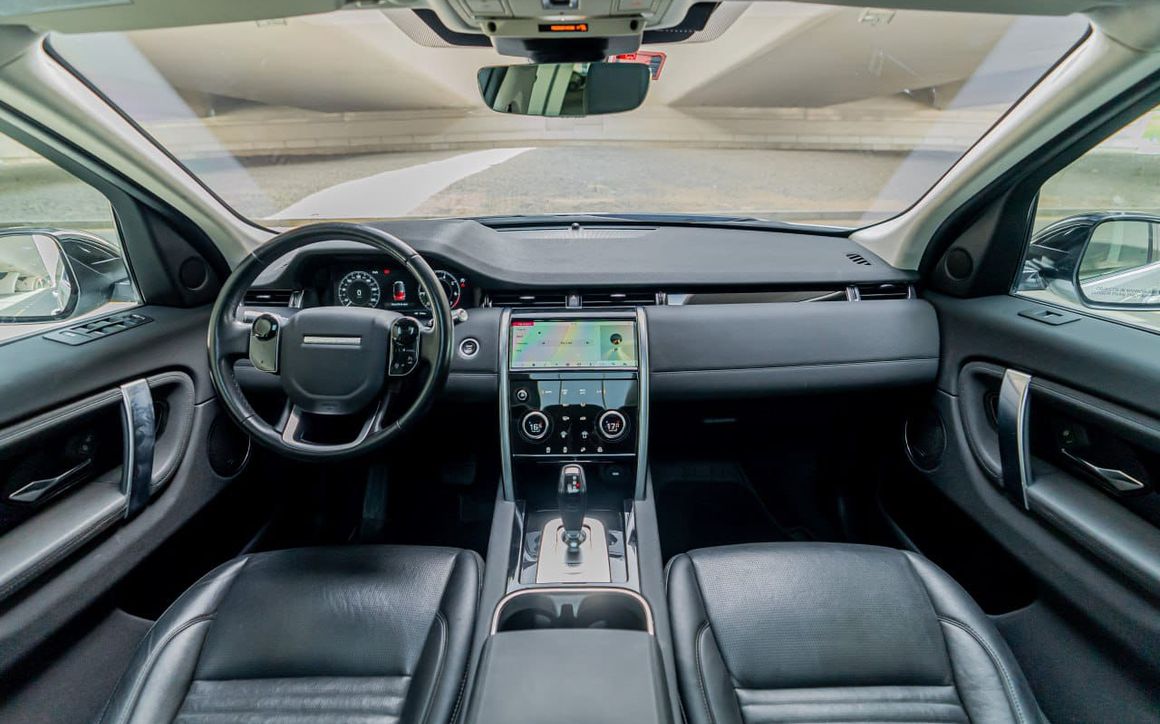 LAND ROVER DISCOVERY 2020 - image 6