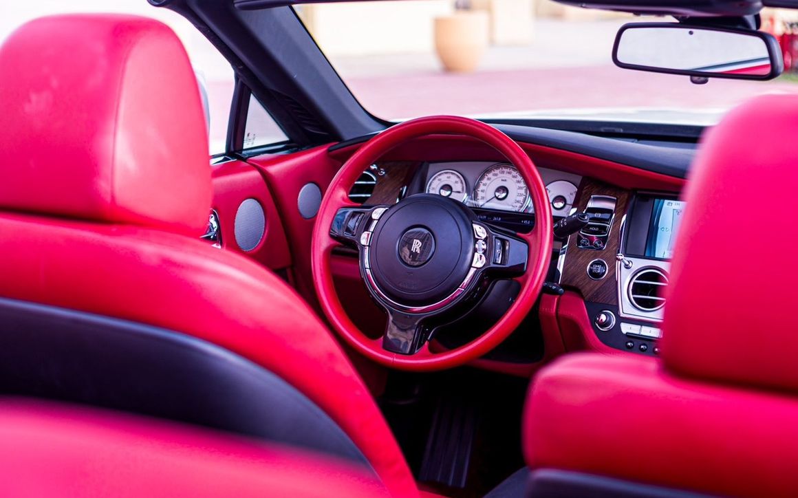 Rolls Royce Dawn - image 5